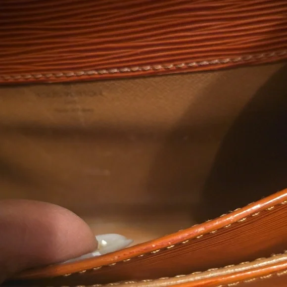 Louis vuitton epi Leather Crossbody Bag - Picture 11 of 11